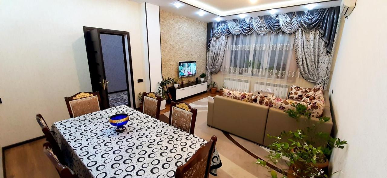 Dom Semya Deluxe Gusar Qusar Exterior photo